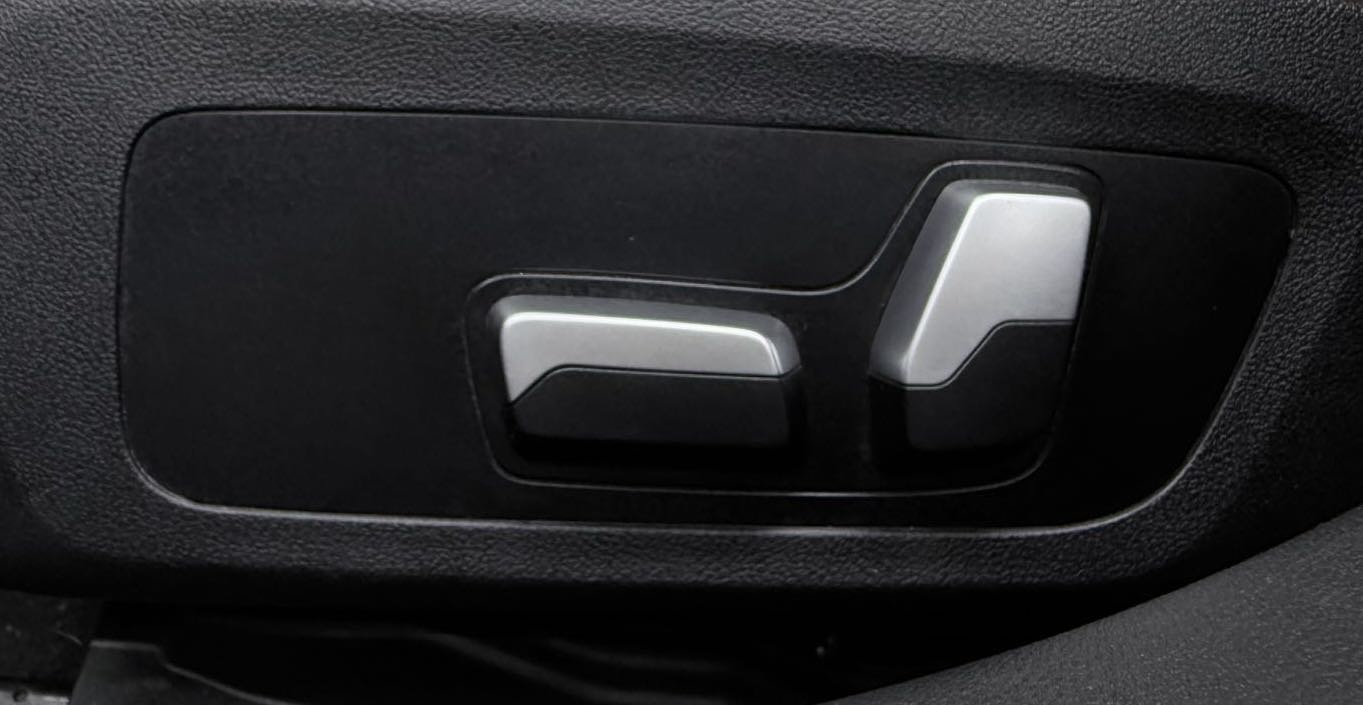 BMW 320LI view 15