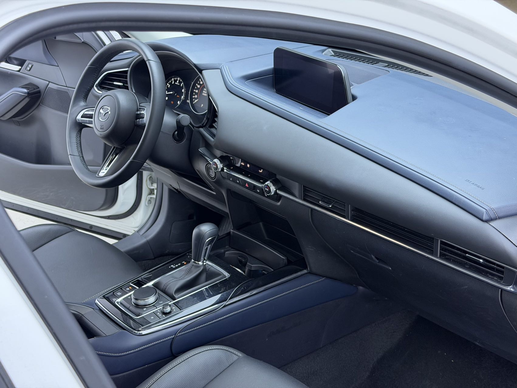 Mazda CX-30 view 17