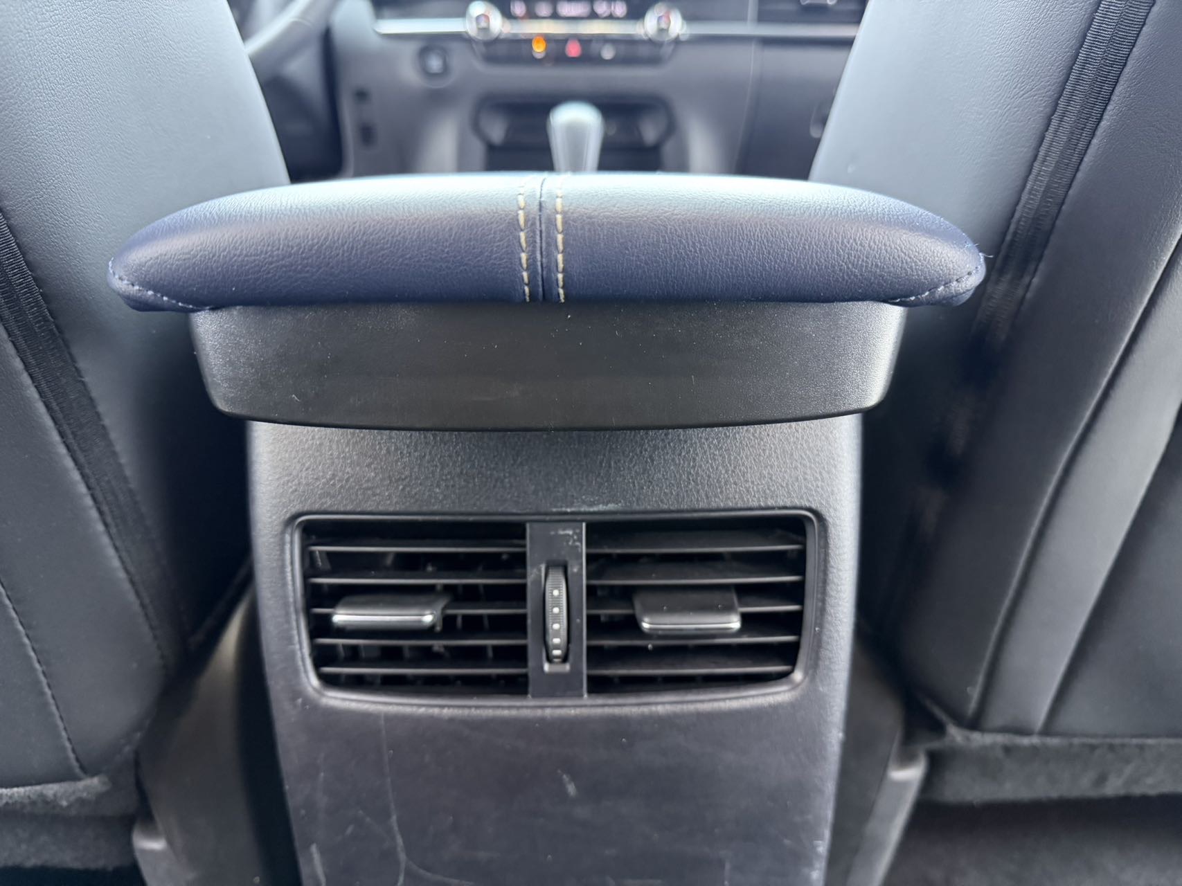 Mazda CX-30 view 6