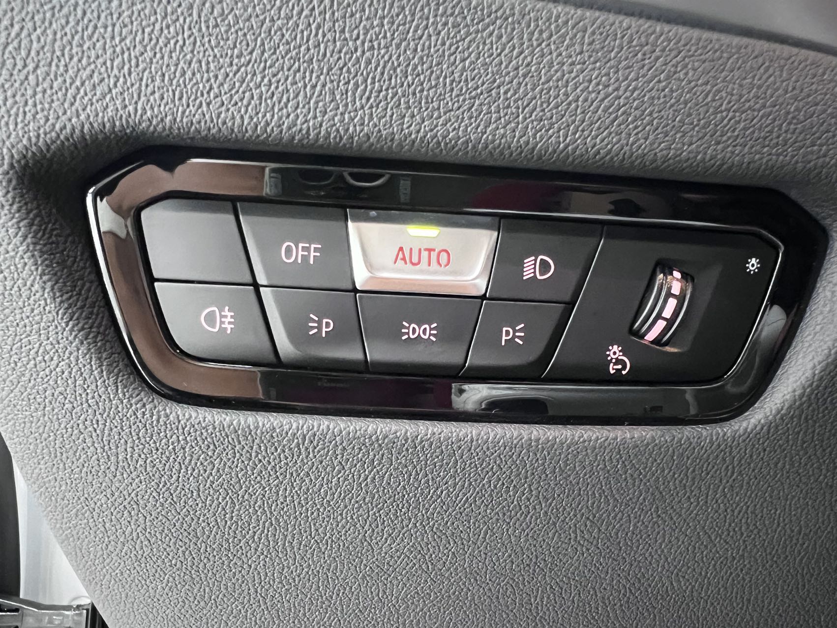 BMW 320Li view 9