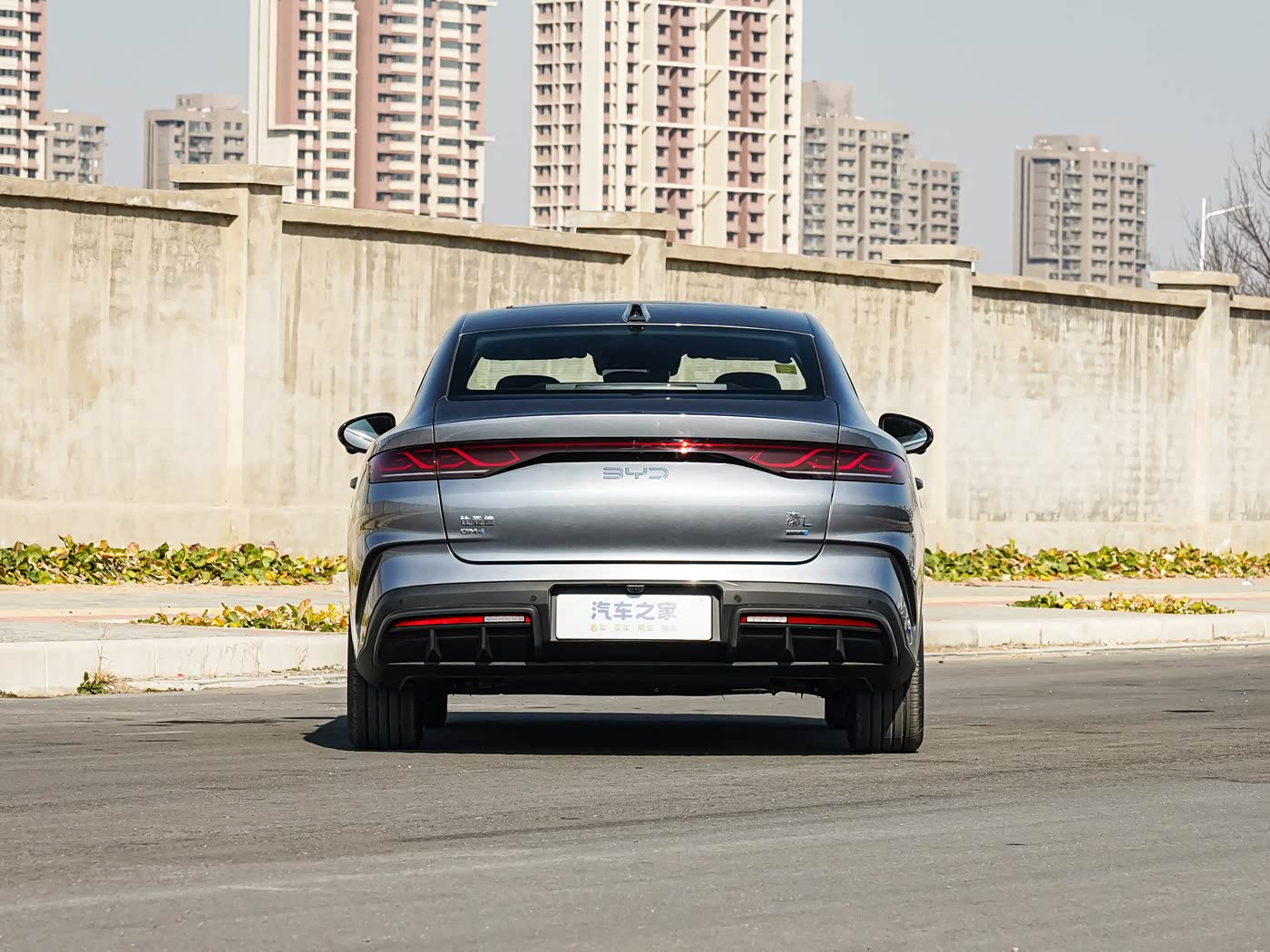 BYD Qin L DM-i Intelligent Driving Edition (комплектация Lingxian) view 5