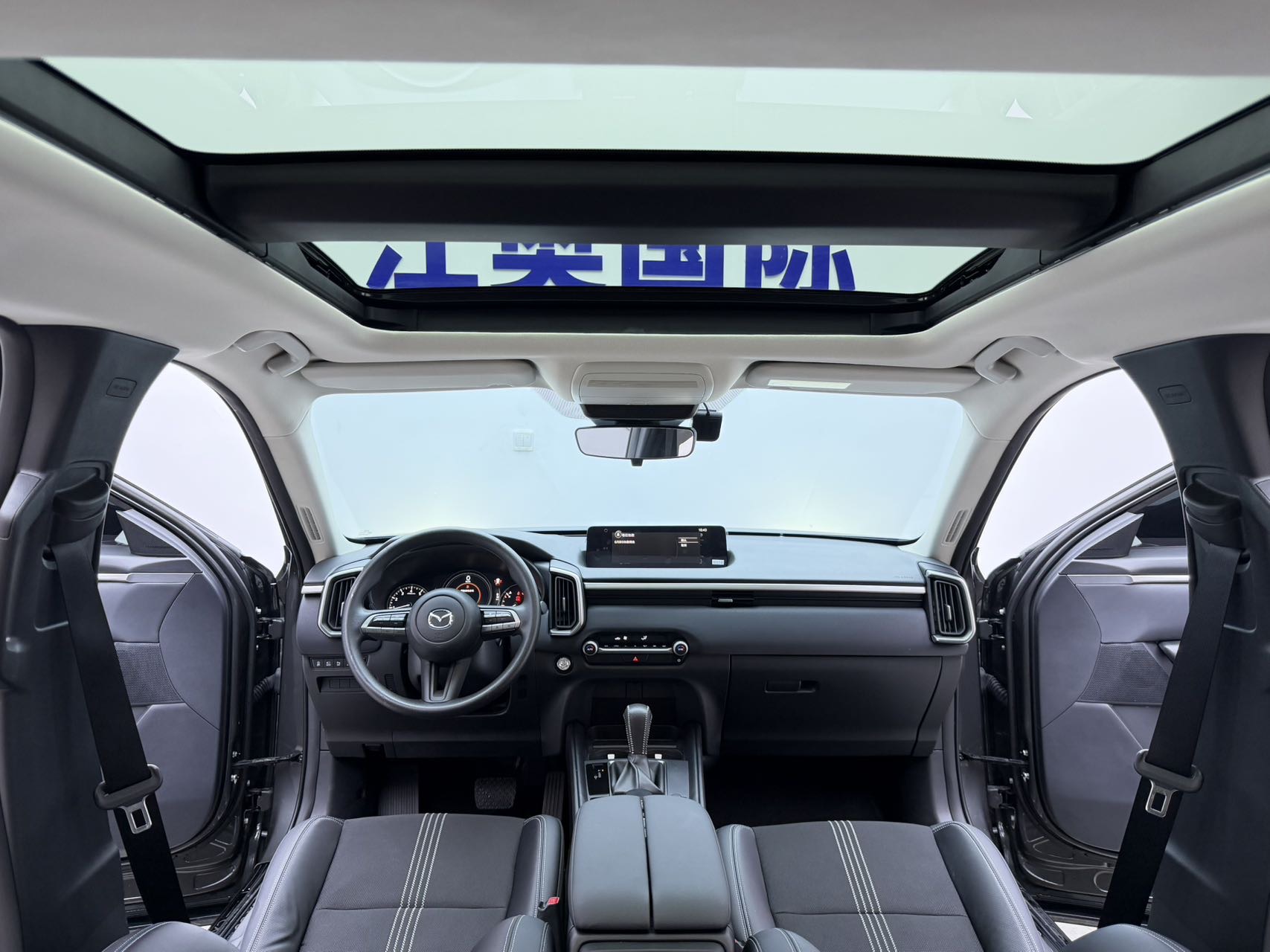 Mazda CX-50 view 4