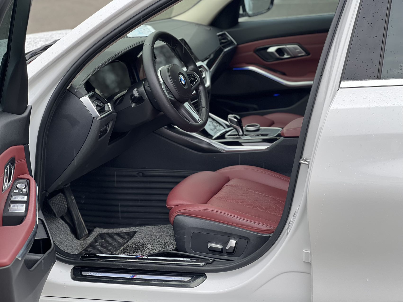 BMW 320Li view 7