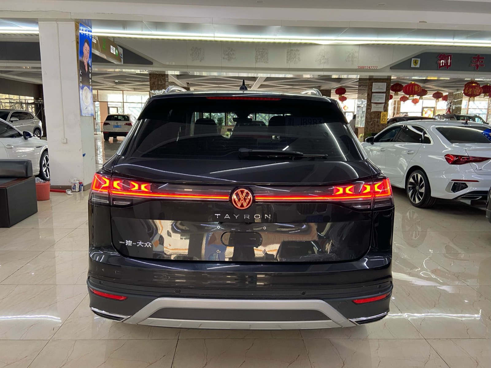 Volkswagen Tayron view 5
