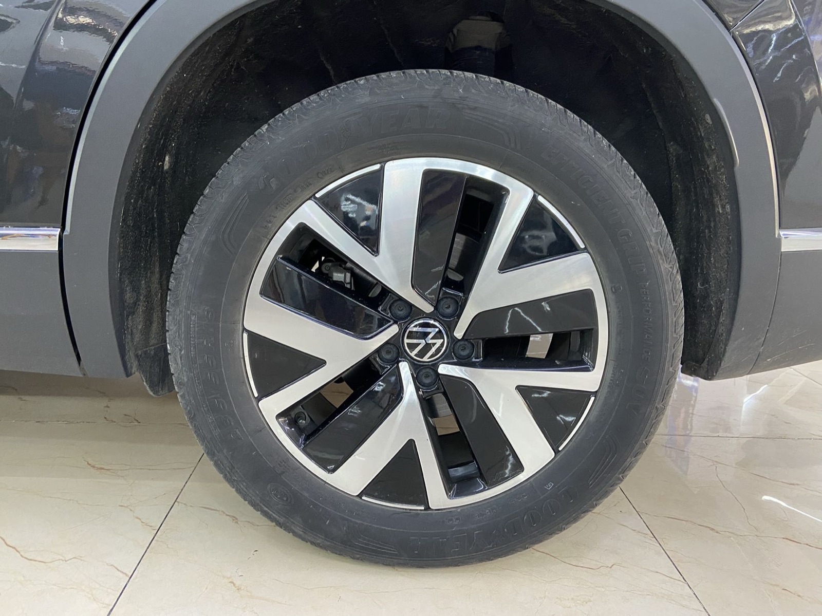 Volkswagen Tayron view 10