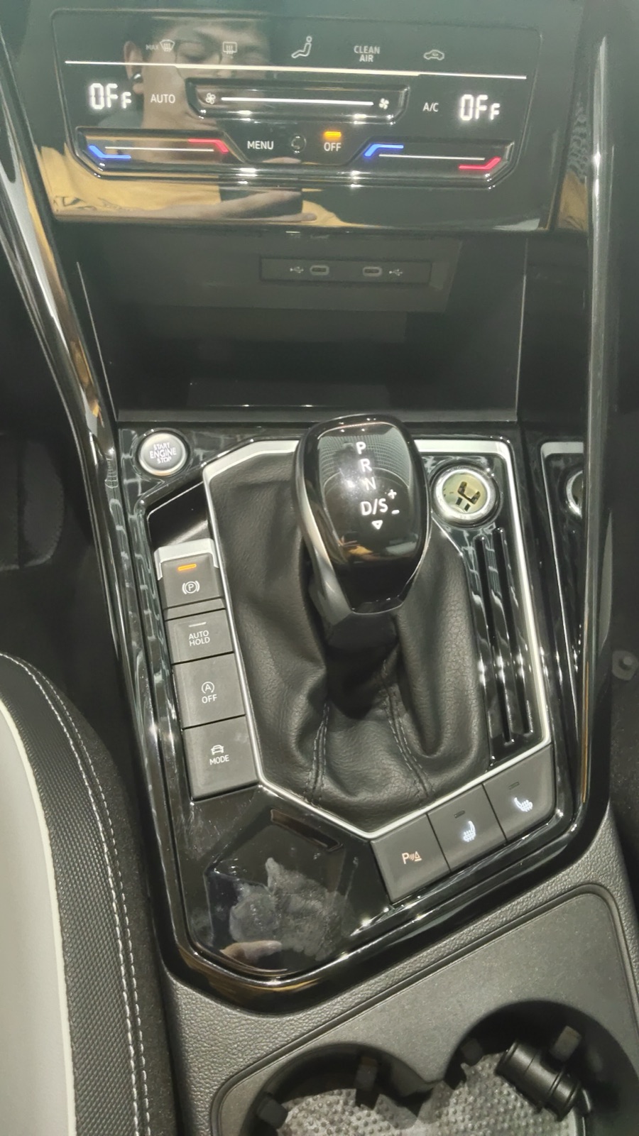 Volkswagen Tayron view 8