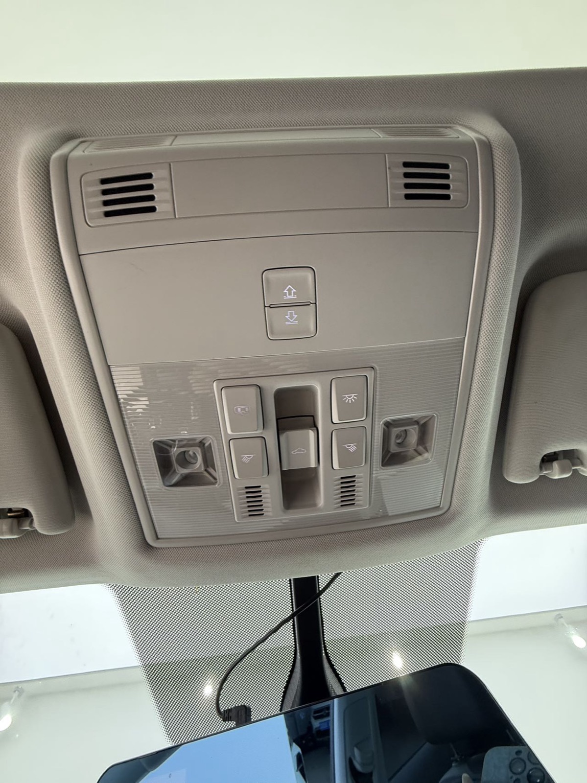Volkswagen Tharu view 15