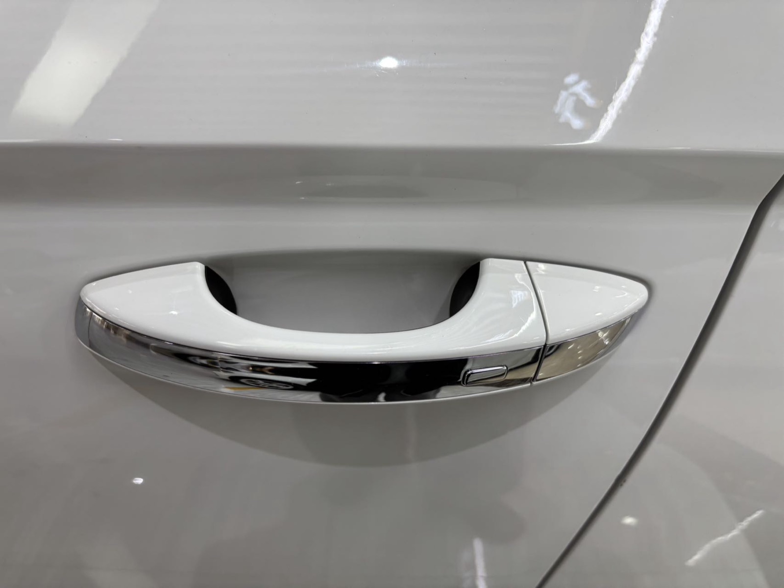 Volkswagen Tharu view 15