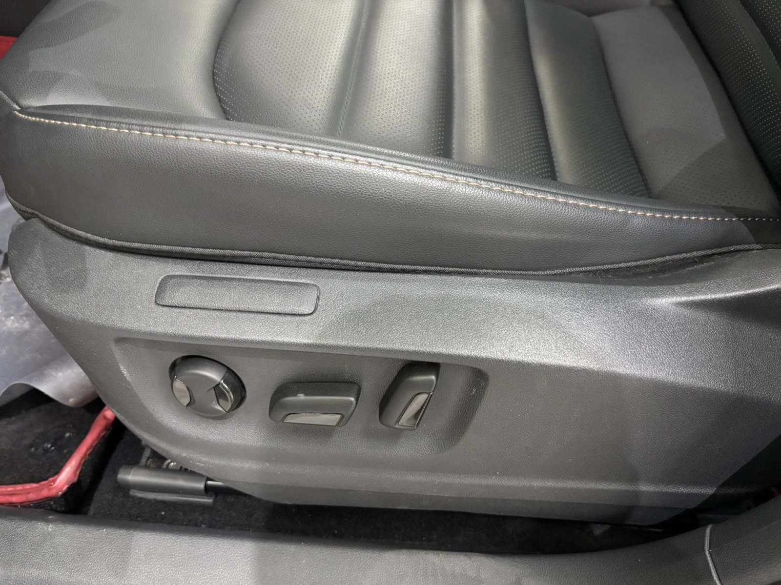 Volkswagen Tharu view 16