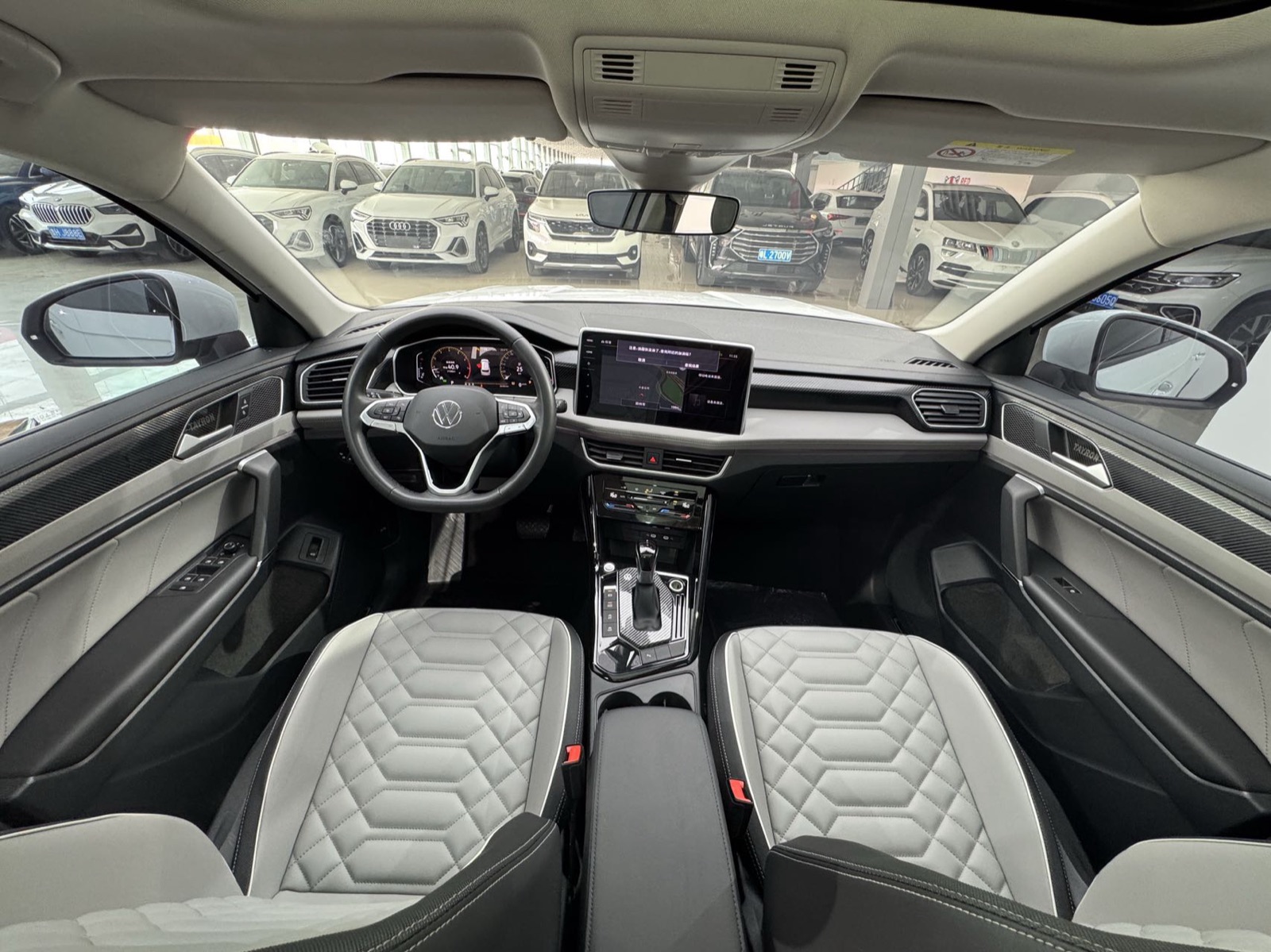 Volkswagen Tayron view 10