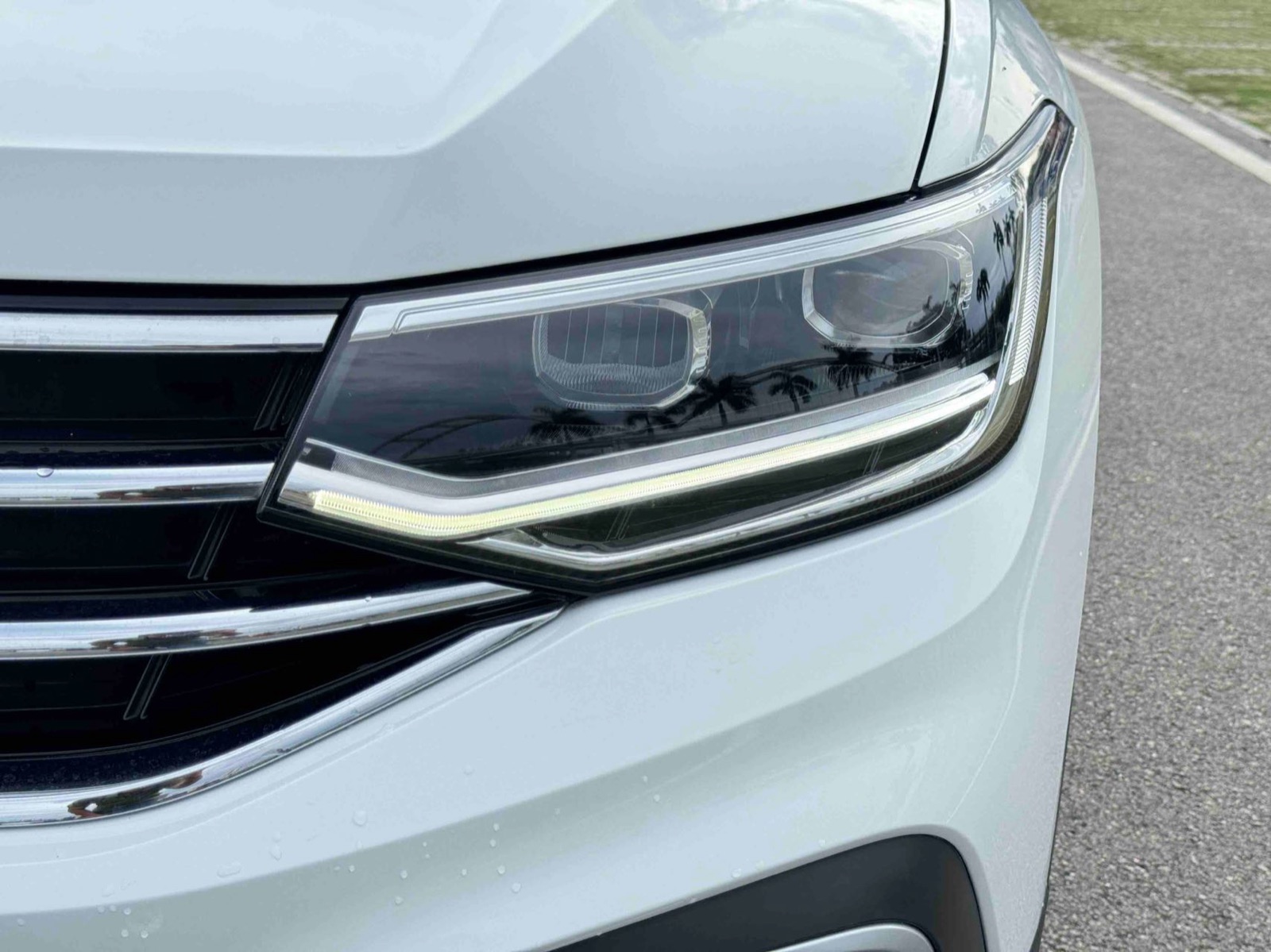 Volkswagen Tiguan L view 20