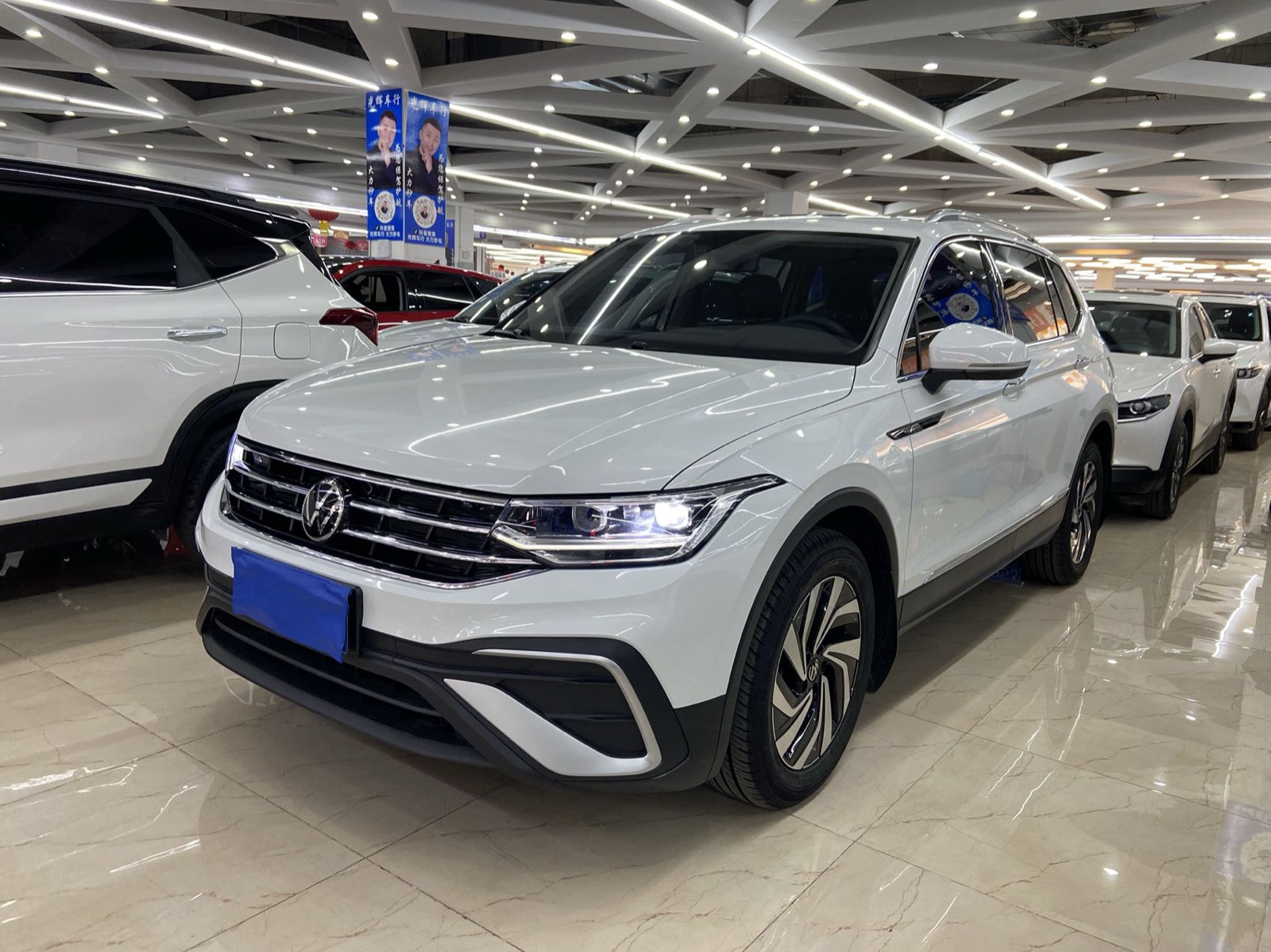 Volkswagen Tiguan L 2022