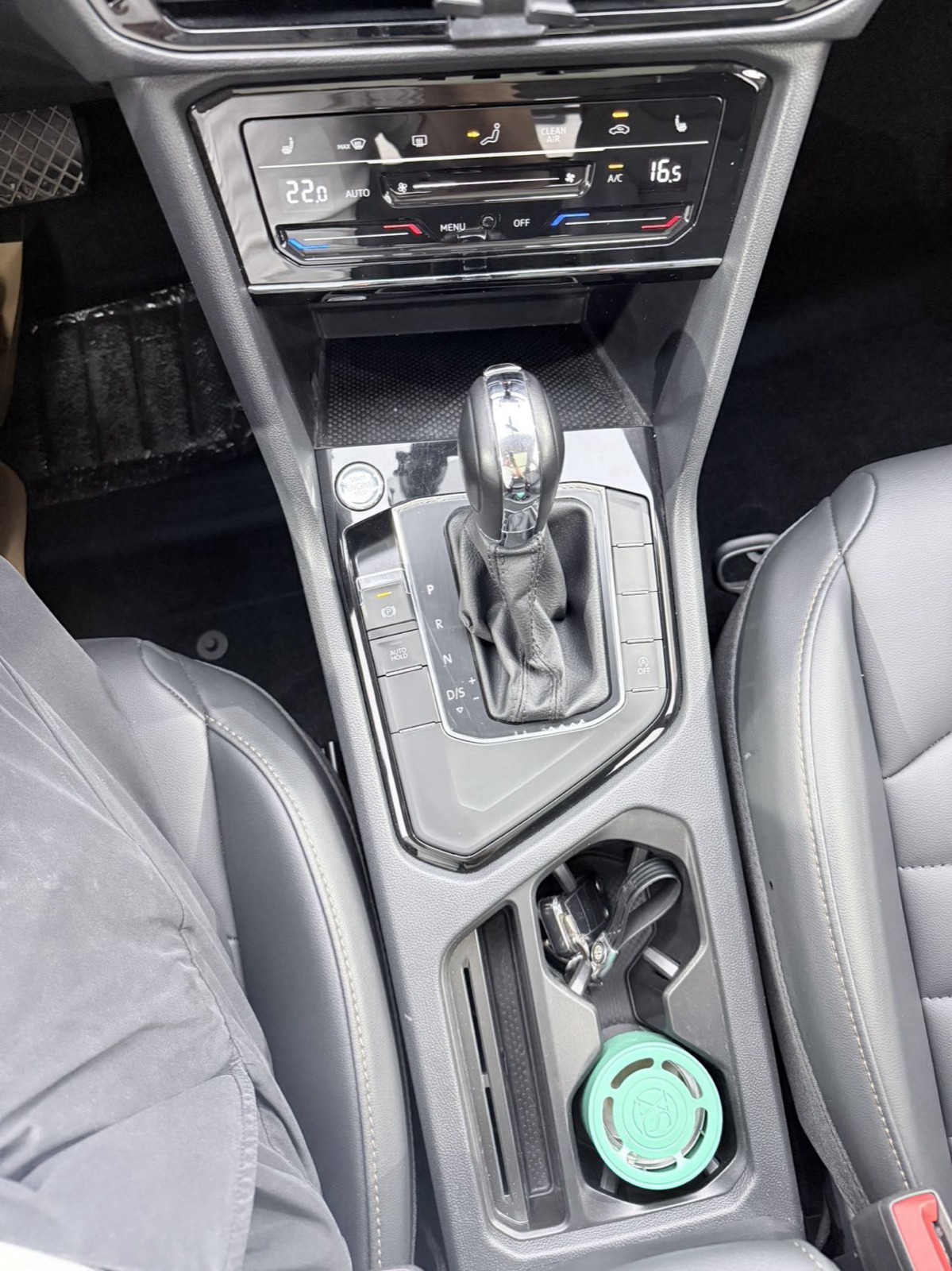 Volkswagen Tharu view 12