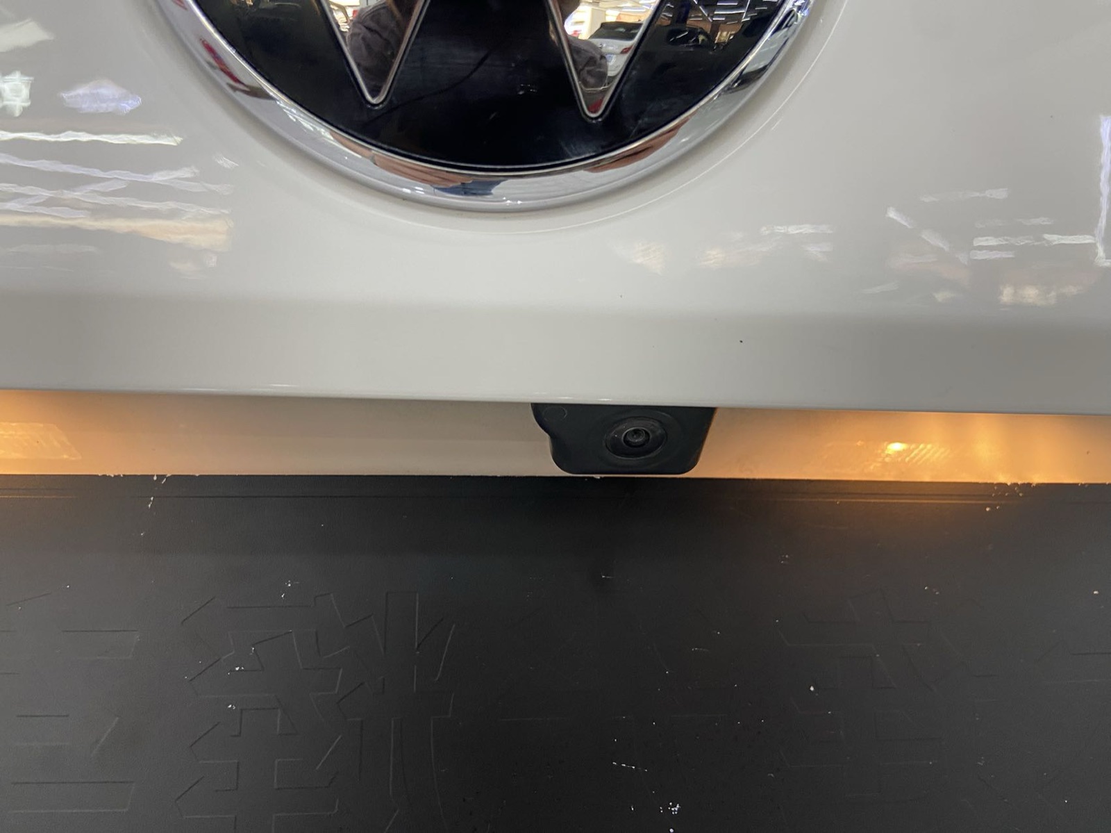 Volkswagen Tharu view 10