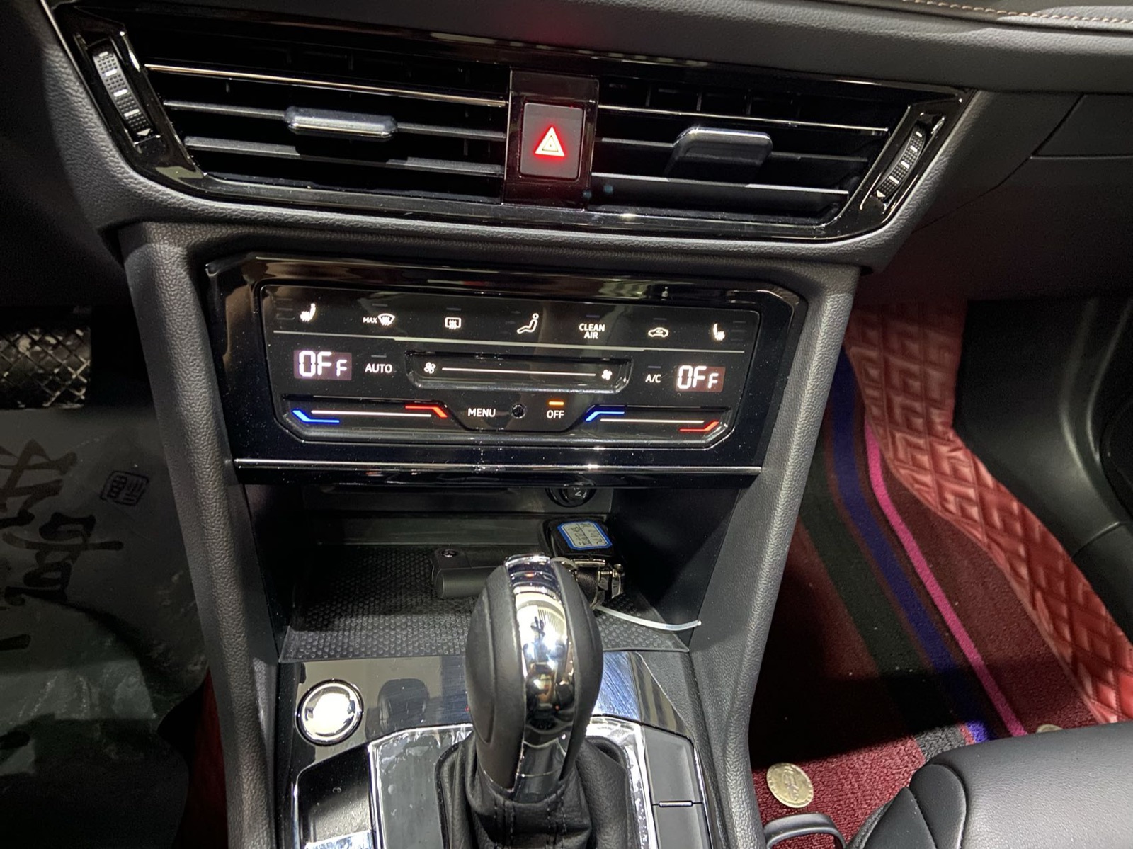 Volkswagen Tharu view 21