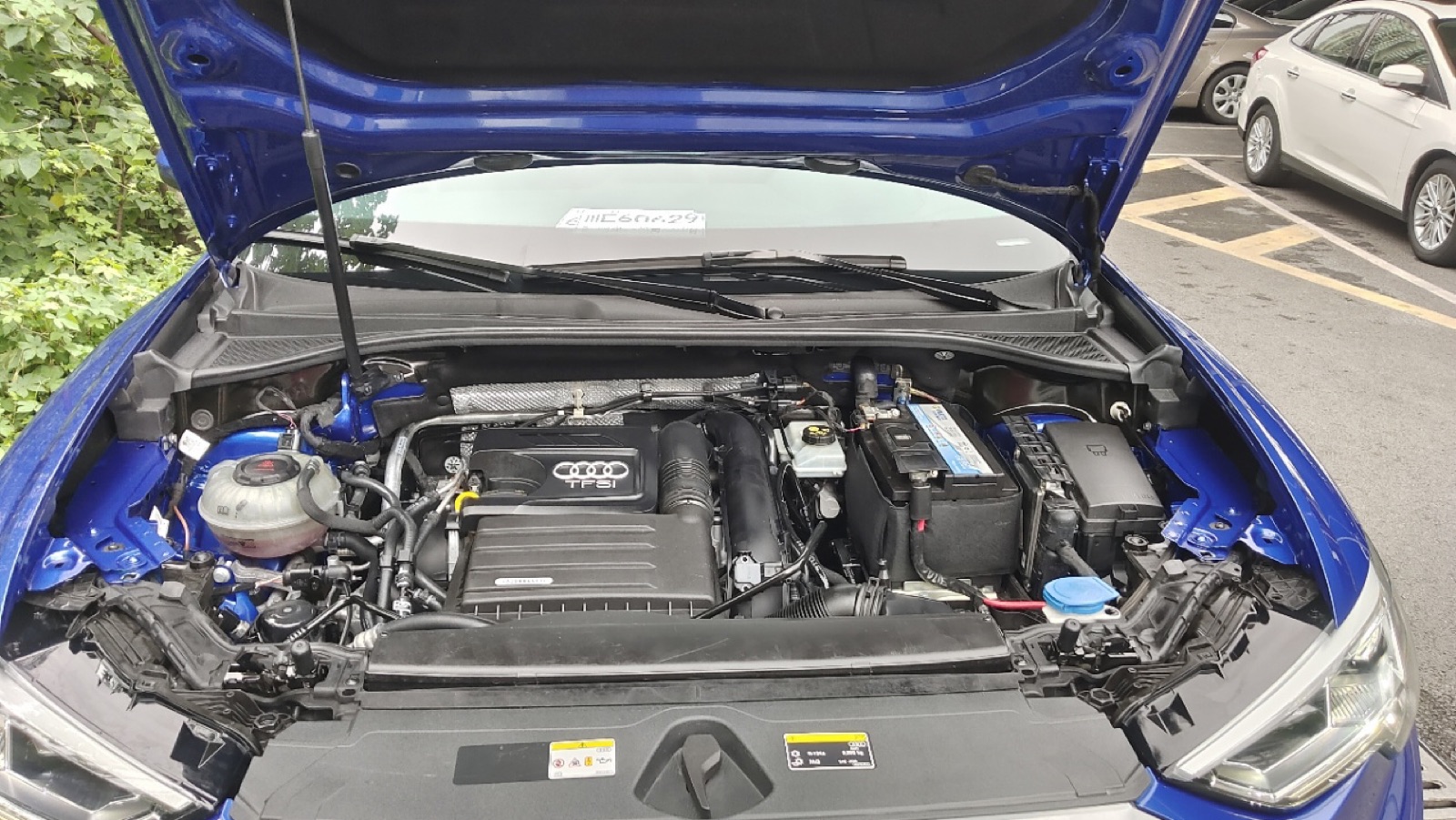 Audi Q3 view 17