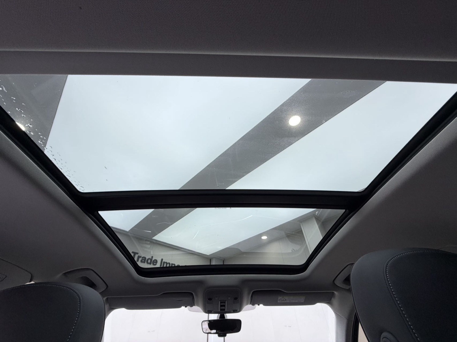 Audi Q3 view 19