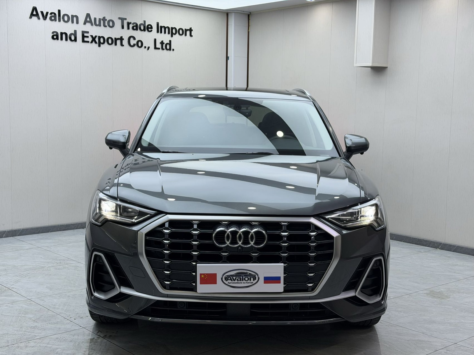 Audi Q3 view 2