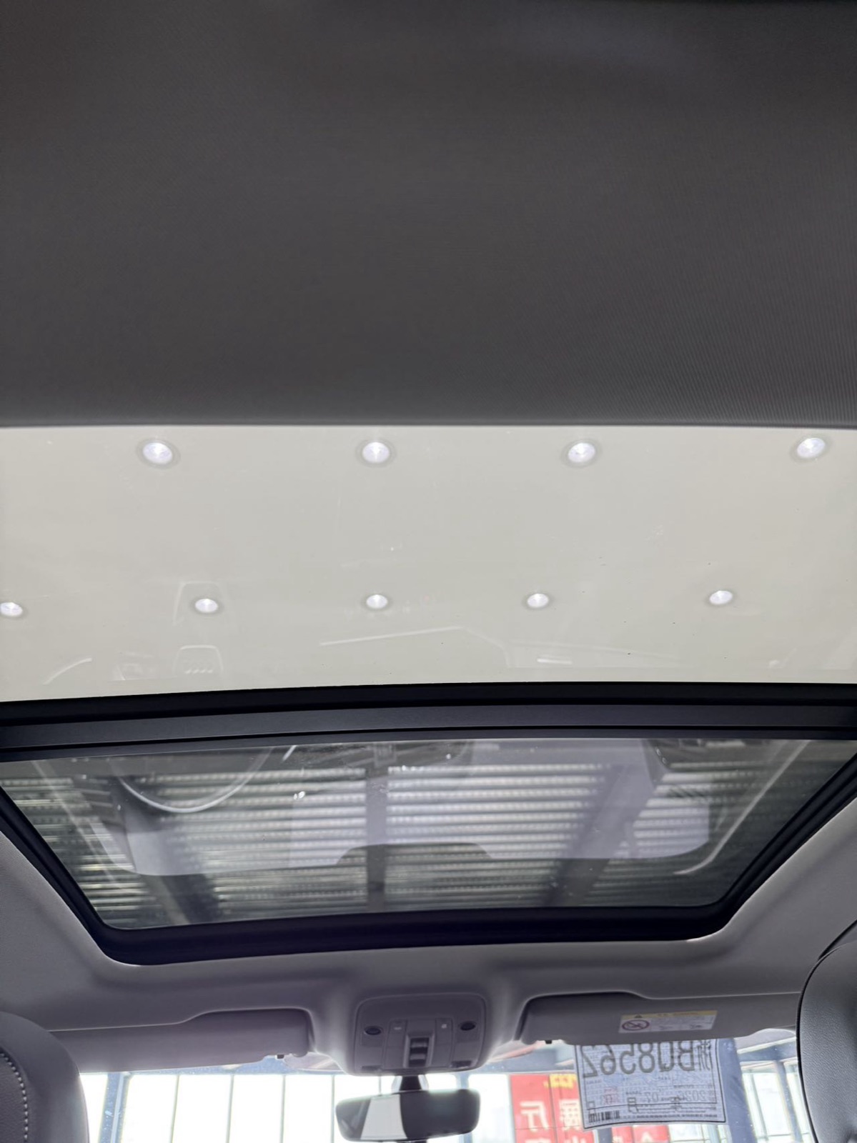Audi Q3 view 17