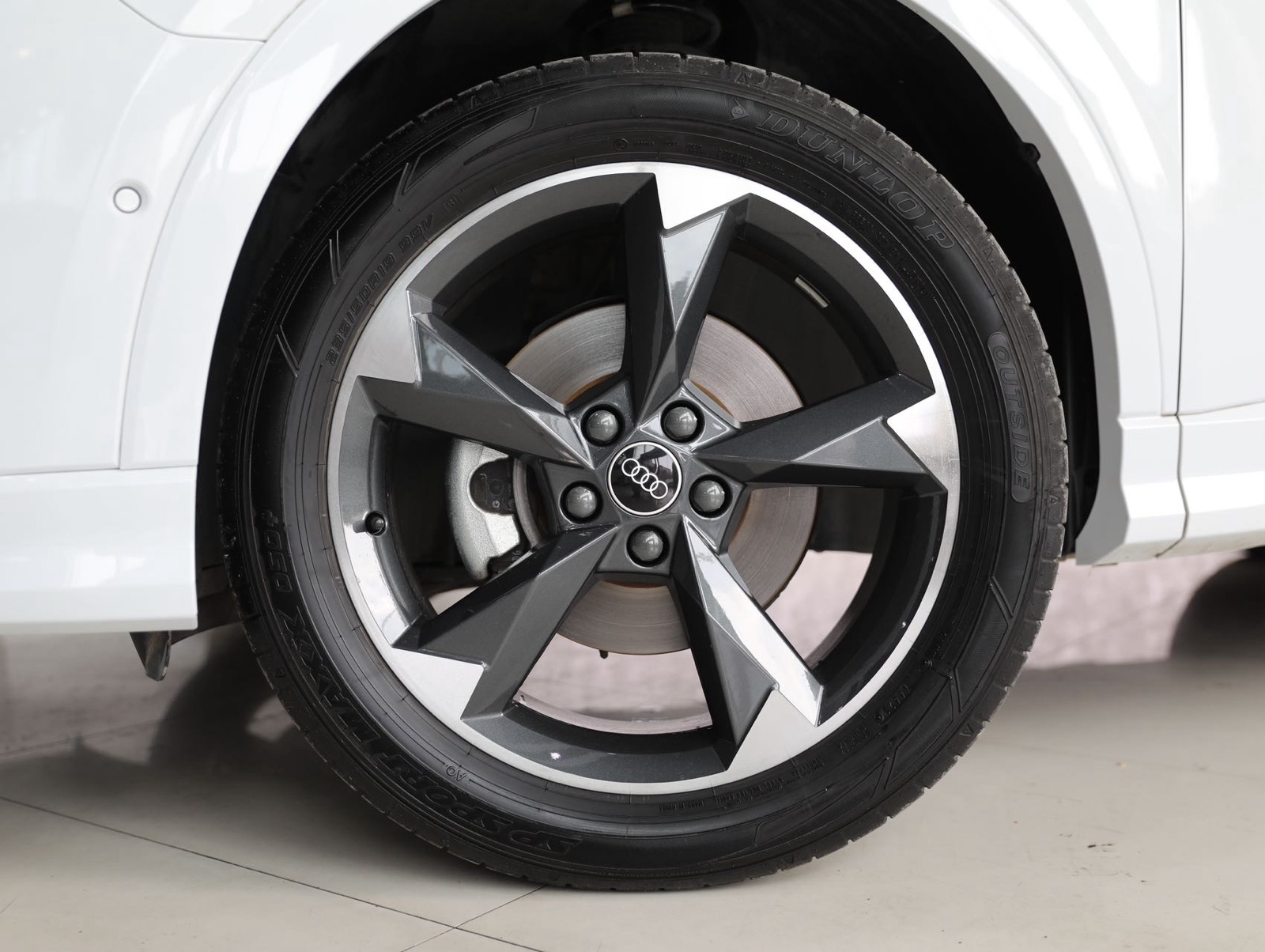 Audi Q3 view 2