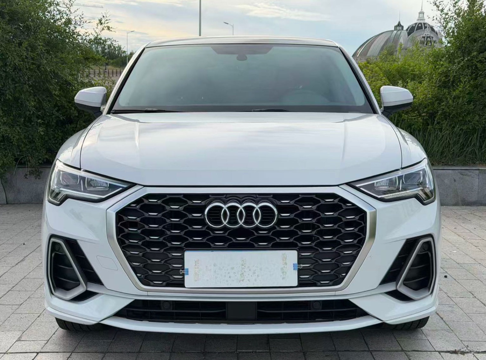 Audi Q3 Sportback view 2