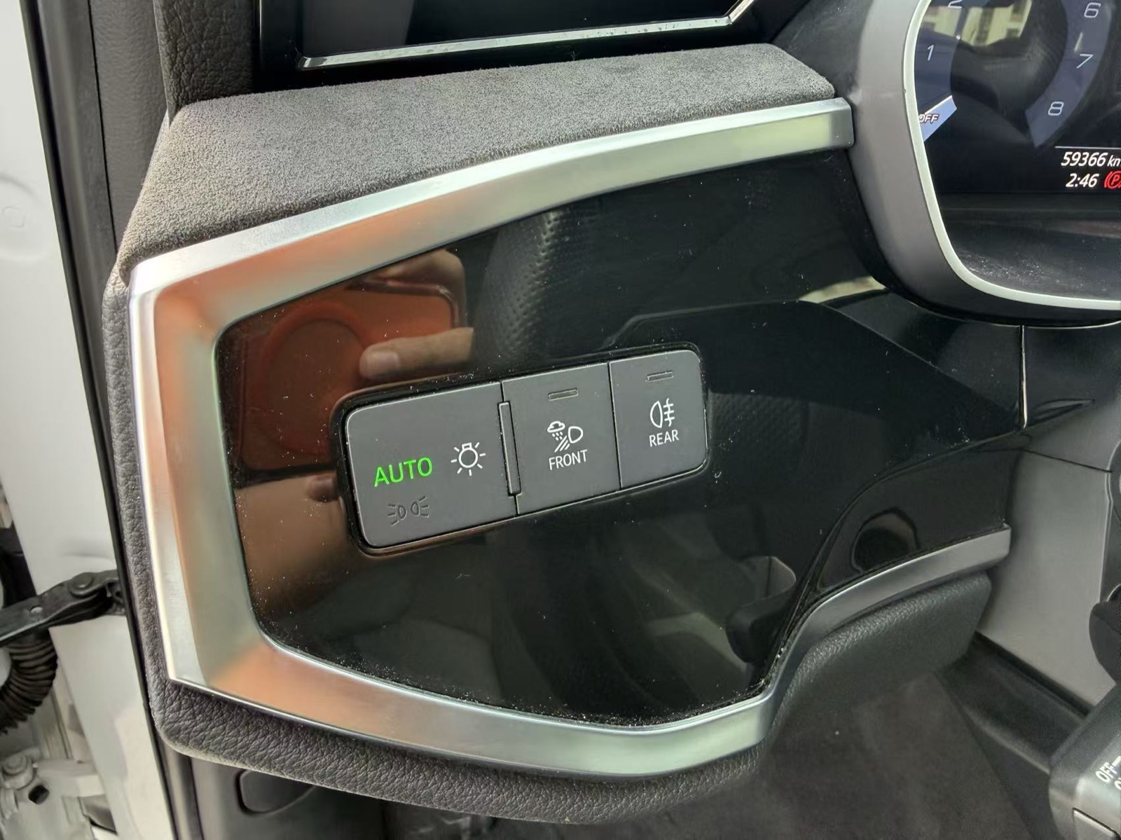 Audi Q3 Sportback view 17