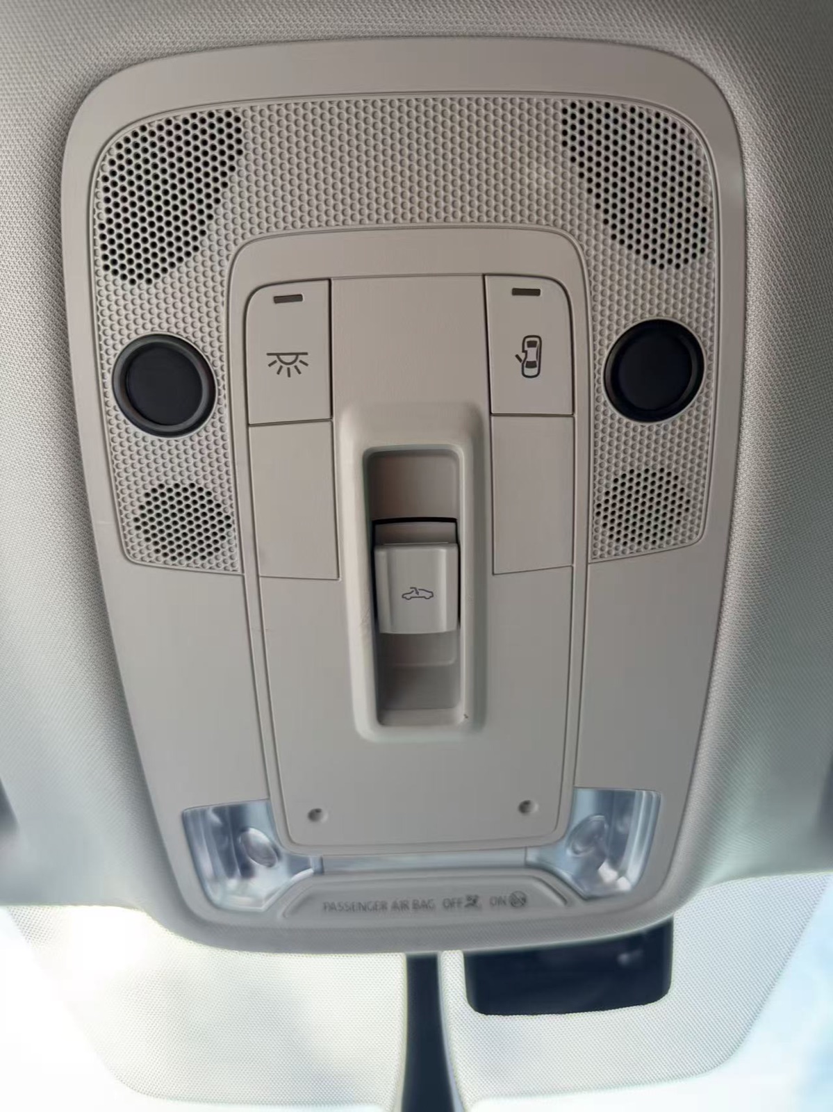 Audi Q3 Sportback view 21